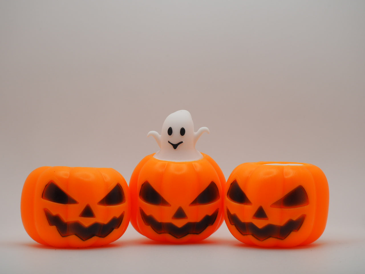 Ghost in a Pumpkin (44pc)