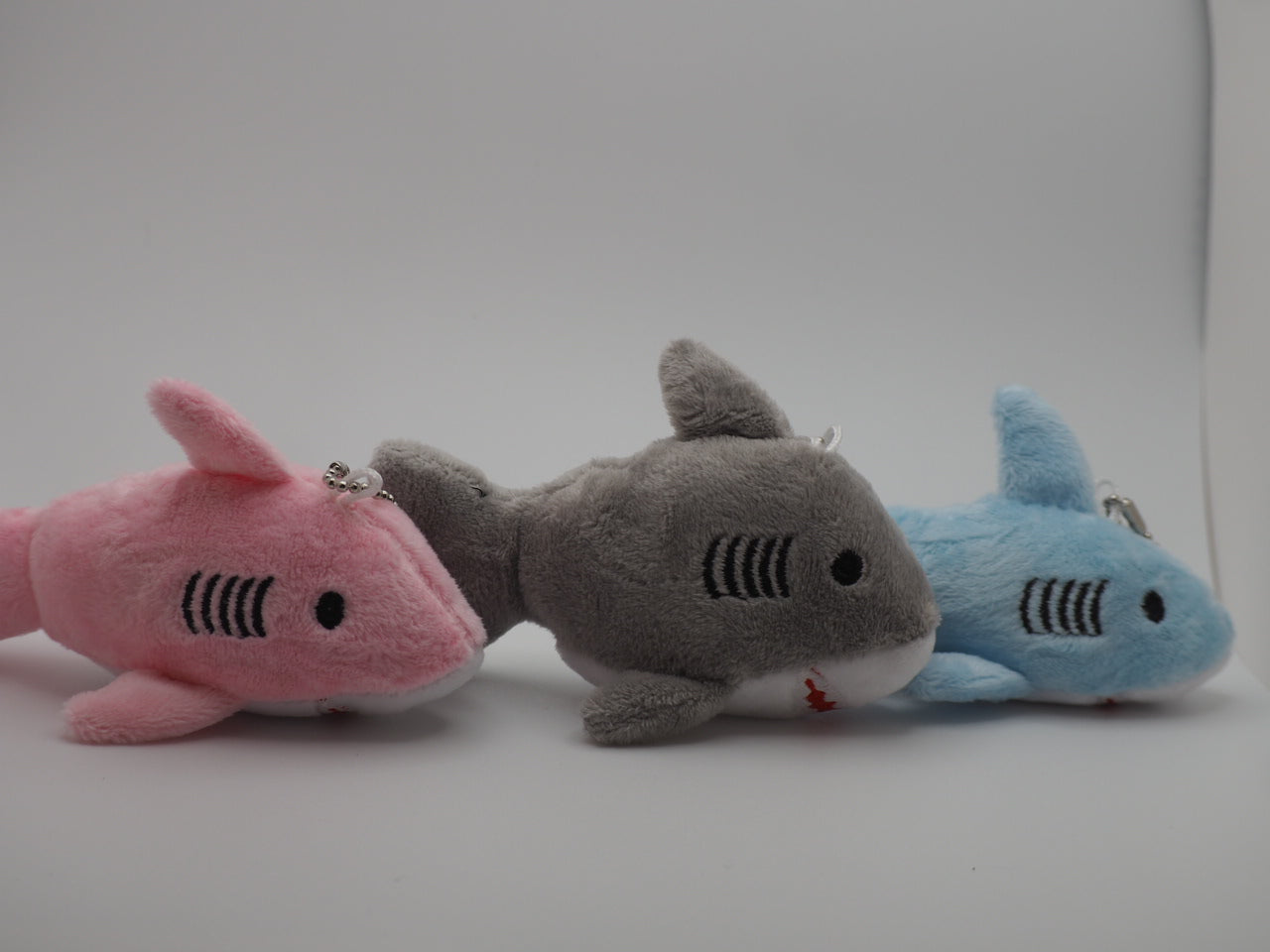 Baby Sharks 10cm ($0.90 ea.) 100 pc $90.00