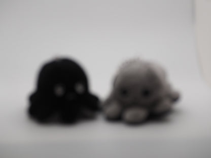 Flip Octopus 10cm ($1.30 ea)  100 pc